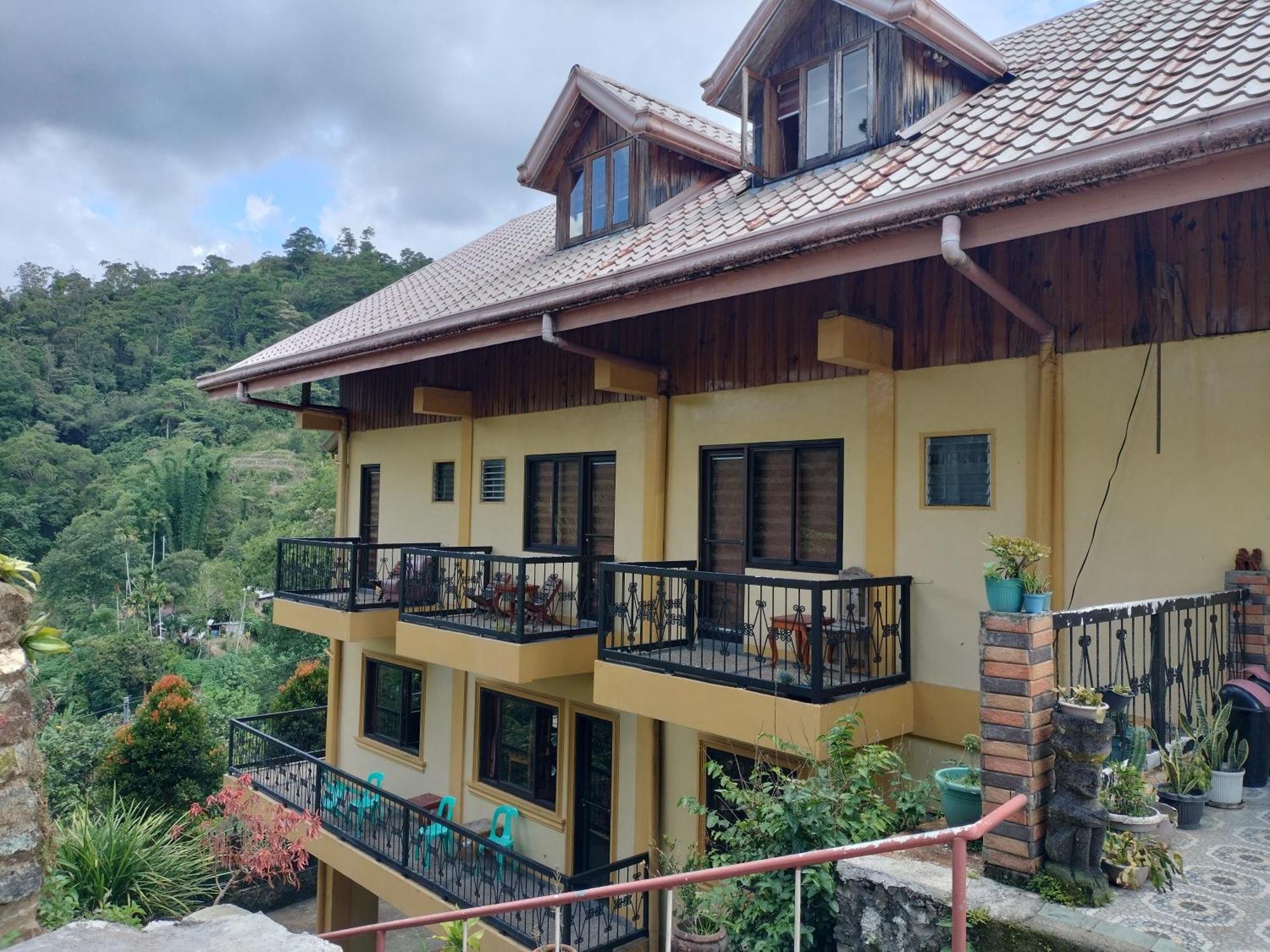 Trekkers Lodge And Cafe 巴纳韦 外观 照片