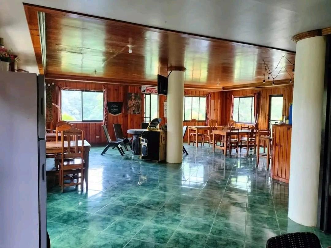 Trekkers Lodge And Cafe 巴纳韦 外观 照片