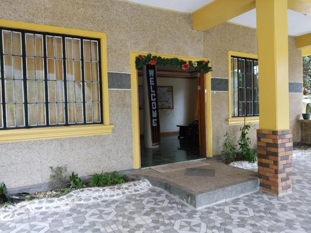 Trekkers Lodge And Cafe 巴纳韦 外观 照片
